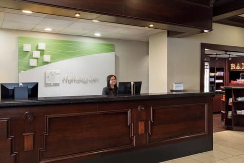 Holiday Inn National Airport/Crystal City by IHG