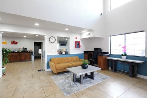 Quality Inn Holbrook near Petrified Forest, Lobby sitting area