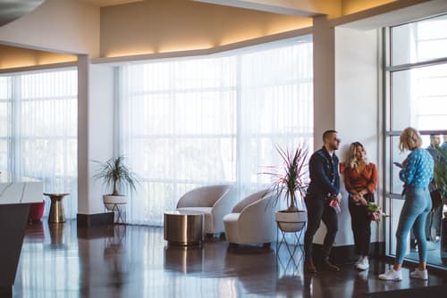 Hotel Angeleno, Lobby