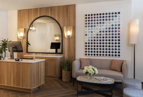 Hotel Madera, Reception