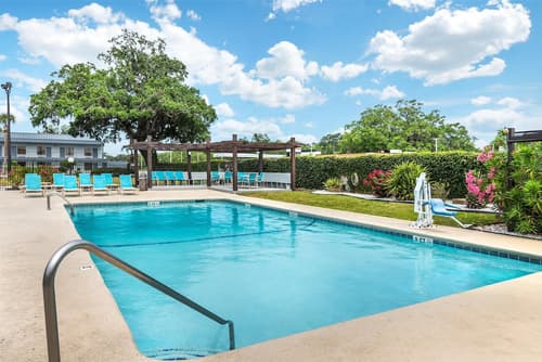 Best Western Central Inn, Pool
