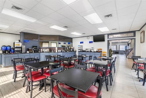 Best Western Central Inn, Breakfast area