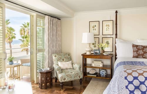 Shutters on the Beach, Room