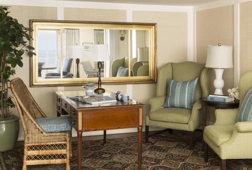 Shutters on the Beach, Room