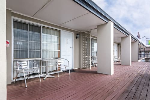 ibis Styles Albany, Terrace/patio