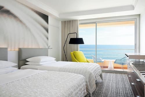 Le Meridien Beach Plaza, Room