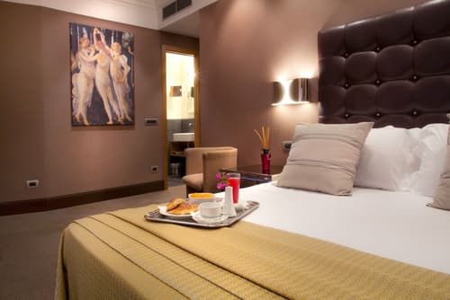 Marcella Royal Hotel - Rooftop Garden, Room