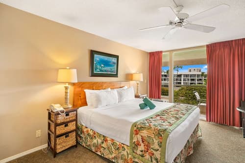 Aston at the Maui Banyan, Room