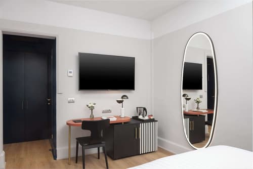 Anglo American Hotel Florence, Curio Collection by Hilton, Room