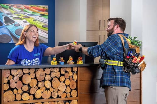 Accent Inns Victoria, Reception