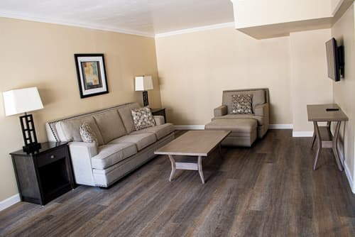 Travelodge by Wyndham Monterey Bay, Room