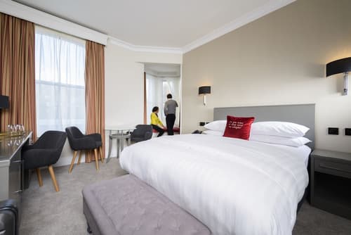 The Metropole Hotel, Room