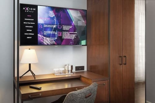 Axiom Hotel, Room