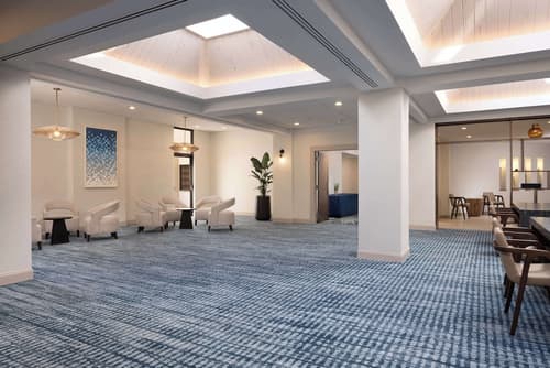 DoubleTree Suites by Hilton Orlando - Disney Springs® Area, Lobby
