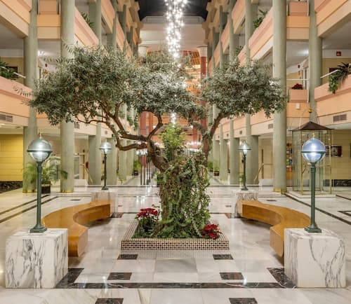 Hotel ILUNION Alcora Sevilla, Lobby