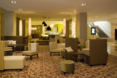 Crowne Plaza Berlin City Centre by IHG, Lobby sitting area