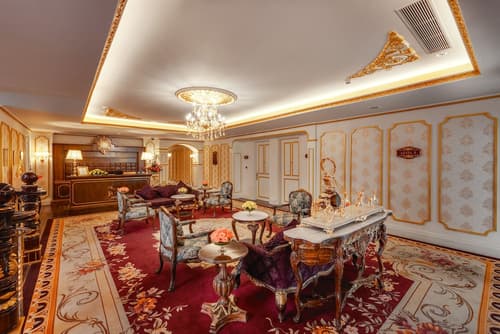 Dalat Palace Heritage Hotel, Lobby sitting area