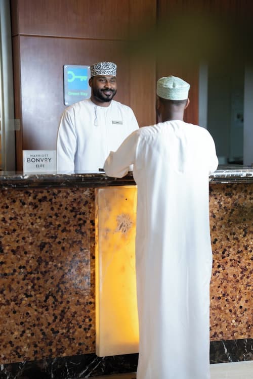 Sheraton Oman Hotel, Reception