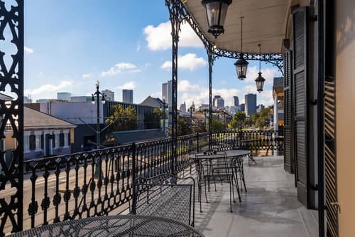 New Orleans Courtyard Hotel and Suites by the French Quarter