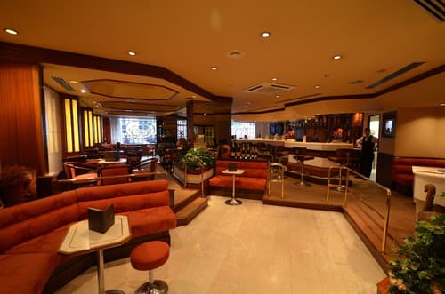 Bedford Hotel & Congress Centre, Bar (on property)