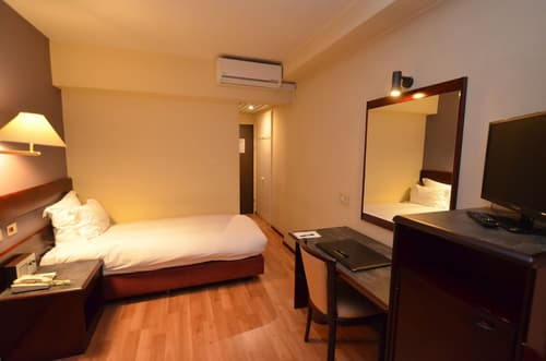 Bedford Hotel & Congress Centre, Room