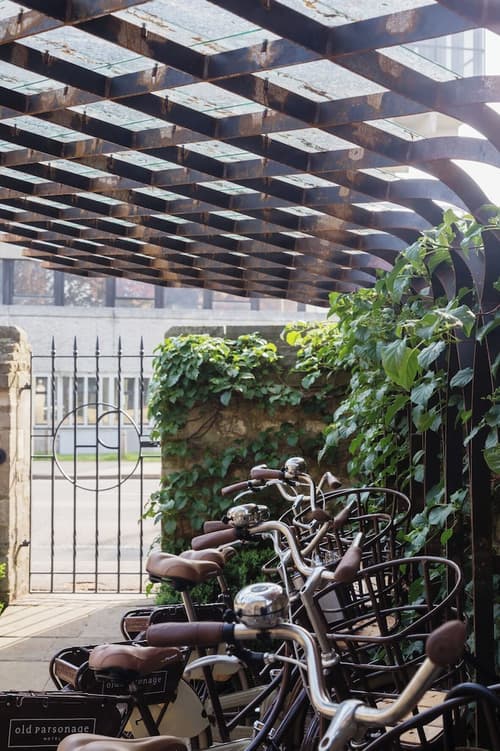 Old Parsonage Hotel, Bicycling