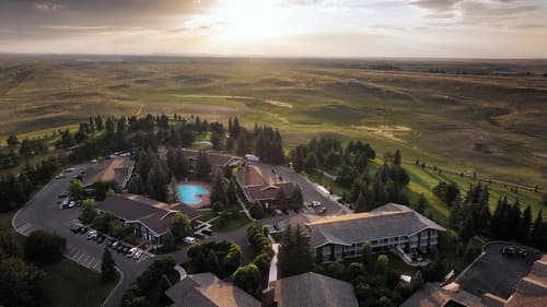 Little America Cheyenne, Primary image