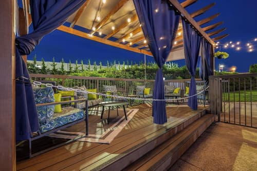 Delta Hotels by Marriott Nashville Airport