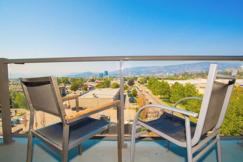 Sandman Hotel & Suites Kelowna, Balcony