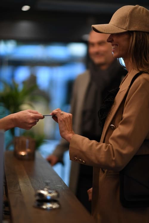 Best Western Hotel Hebron, Reception