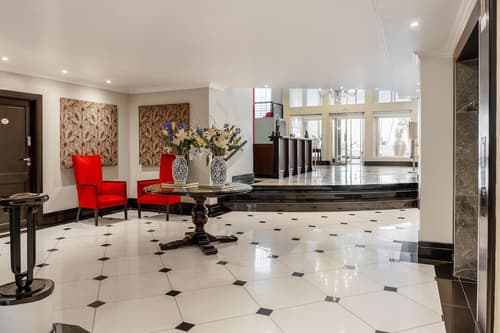 Southern Sun The Marine, Lobby