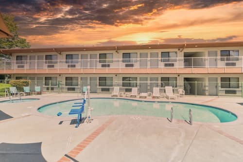 The Oakhurst Inn at Yosemite, Terrace/patio