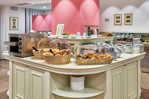 Hotel Europa Sky Pool & Panorama, Restaurant