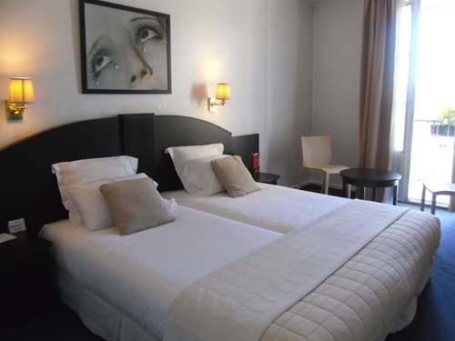 Le Grand Hotel By Stay Collection, Room