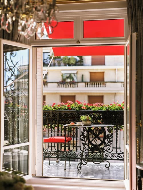 Hôtel Plaza Athénée - Dorchester Collection, Room