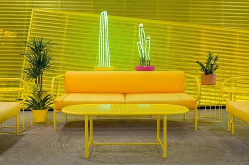The Saguaro Palm Springs, Lobby sitting area