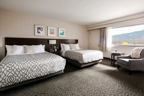 The Crimson Jasper, Room