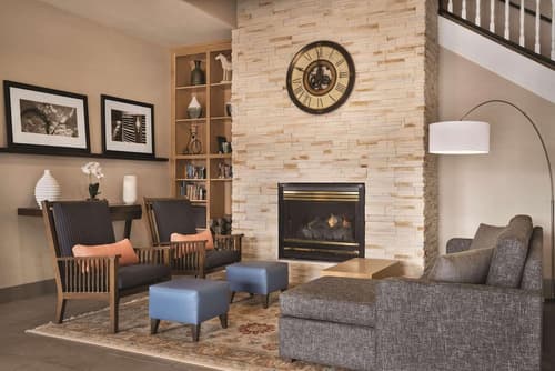 Country Inn & Suites by Radisson, Dakota Dunes, SD