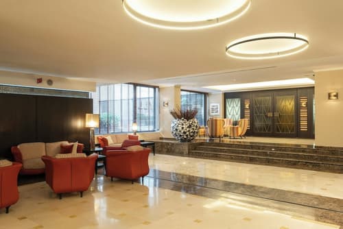 Hyllit Hotel, Lobby