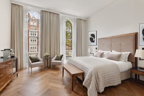 The Queen's Gate Hotel