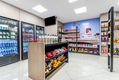 Crowne Plaza Los Angeles Harbor Hotel by IHG