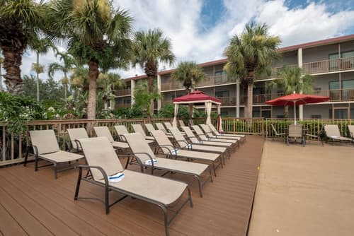 Red Roof Inn PLUS+ & Suites Naples Downtown-5th Ave S, Outdoor pool