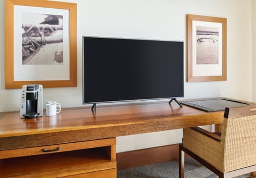 Royal Lahaina Resort & Bungalows, Room