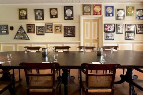 Strawberry Hill, Dining