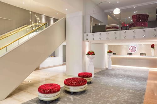 NH Collection Brussels Centre, Reception