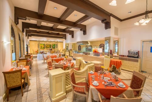 Hotel Globales Camino Real Managua, Dining