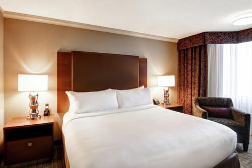 DoubleTree by Hilton Hotel West Edmonton