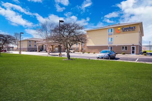 Comfort Inn & Suites Springfield I-55, Primary image
