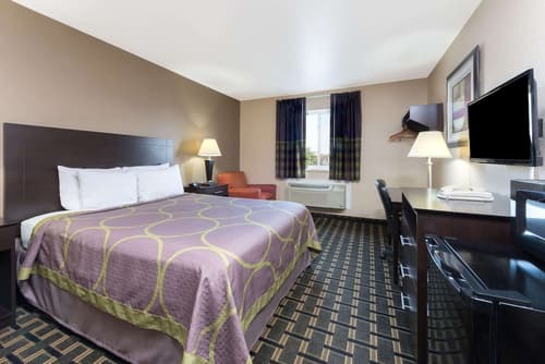 Super 8 by Wyndham Springfield East