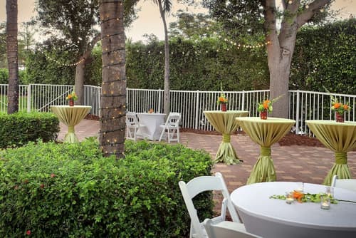 Hilton Naples, Meeting facility